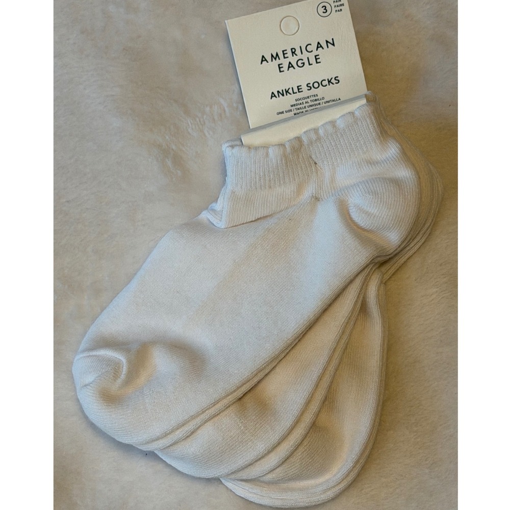 American Eagle Women White Ankle Socks 3 Pair Pack NWT One Size